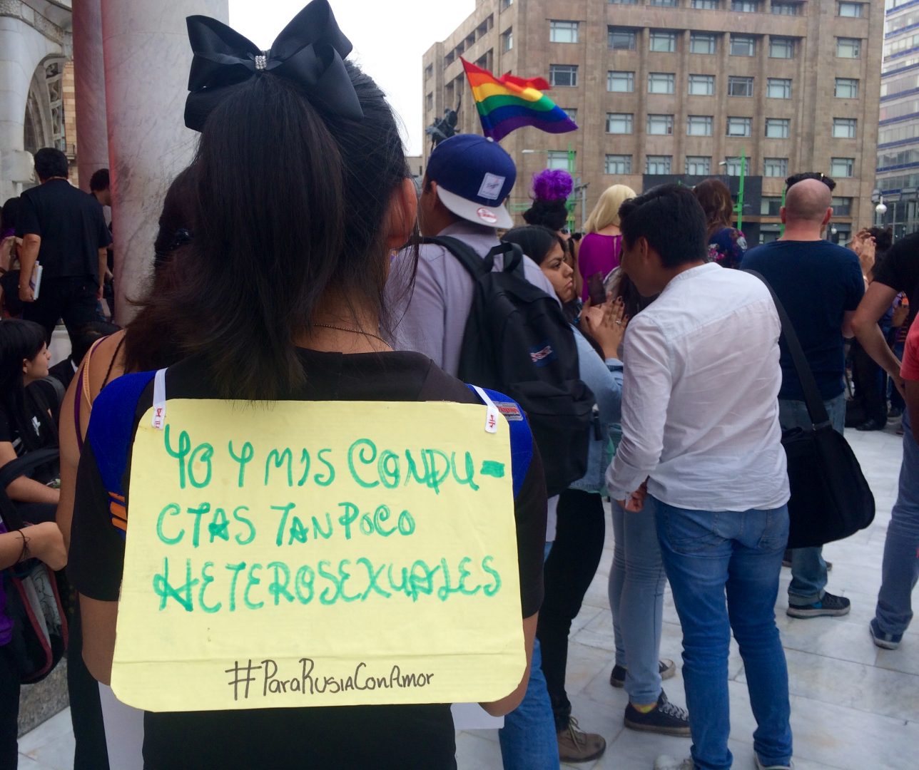 Besos Contra La Homofobia Y La Transfobia – Tercera Vía